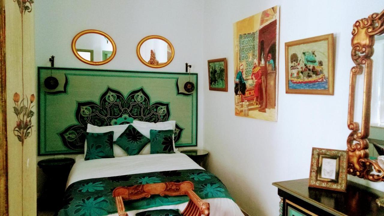 El Patio Courtyard House Hotel Tunis Exterior photo