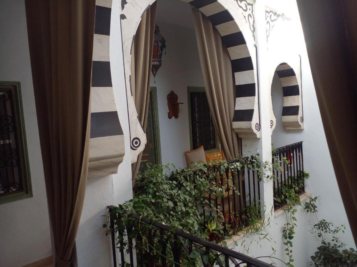 El Patio Courtyard House Hotel Tunis Exterior photo