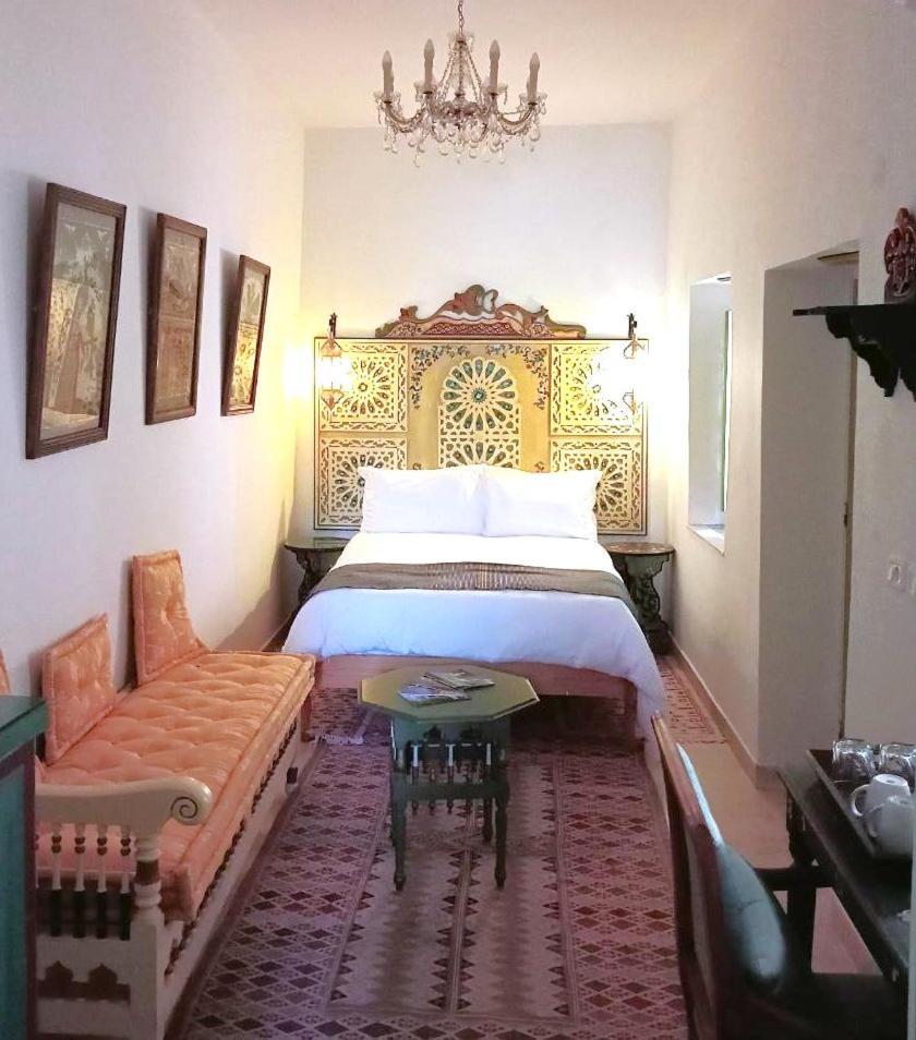 El Patio Courtyard House Hotel Tunis Exterior photo
