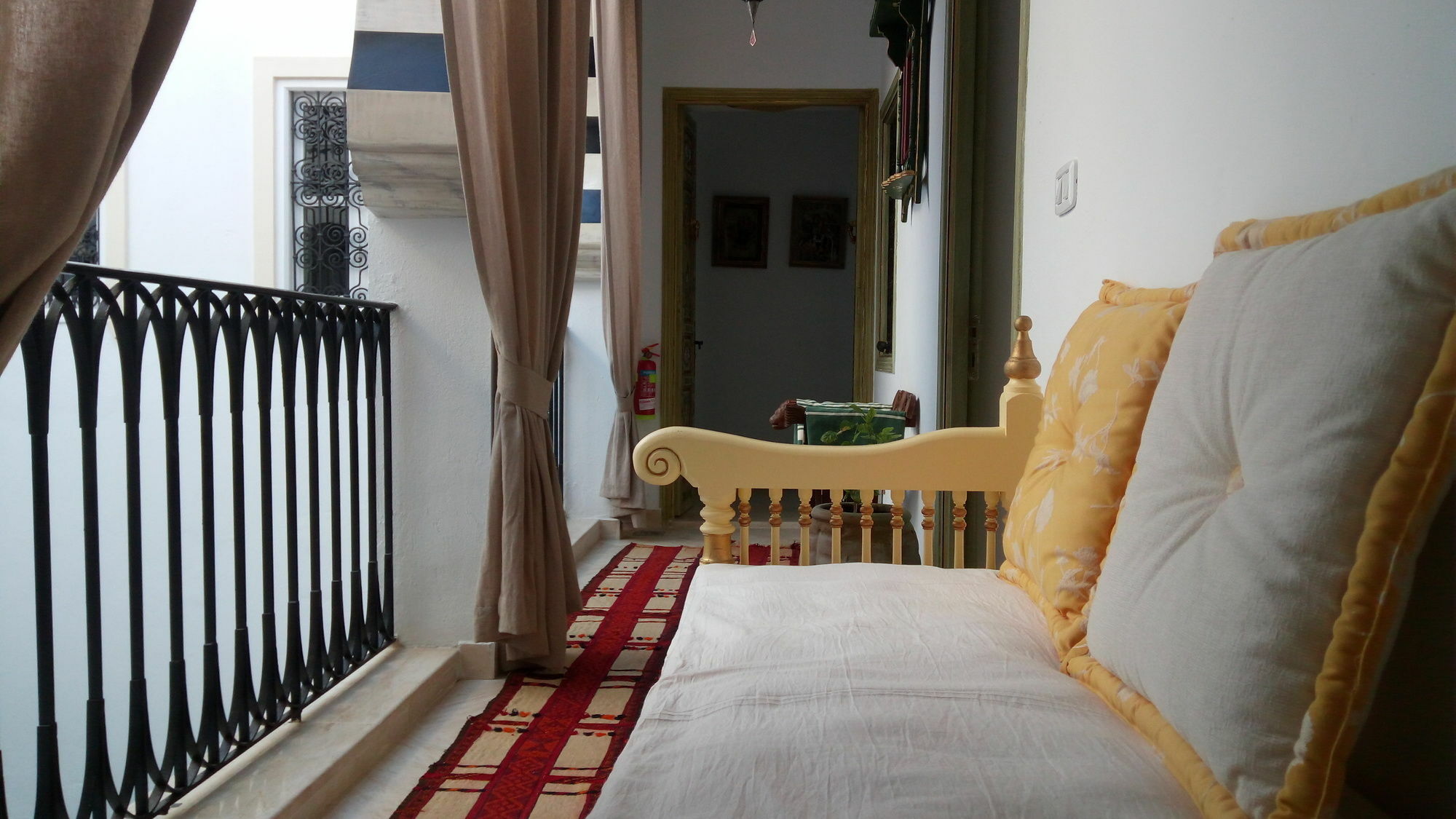 El Patio Courtyard House Hotel Tunis Exterior photo
