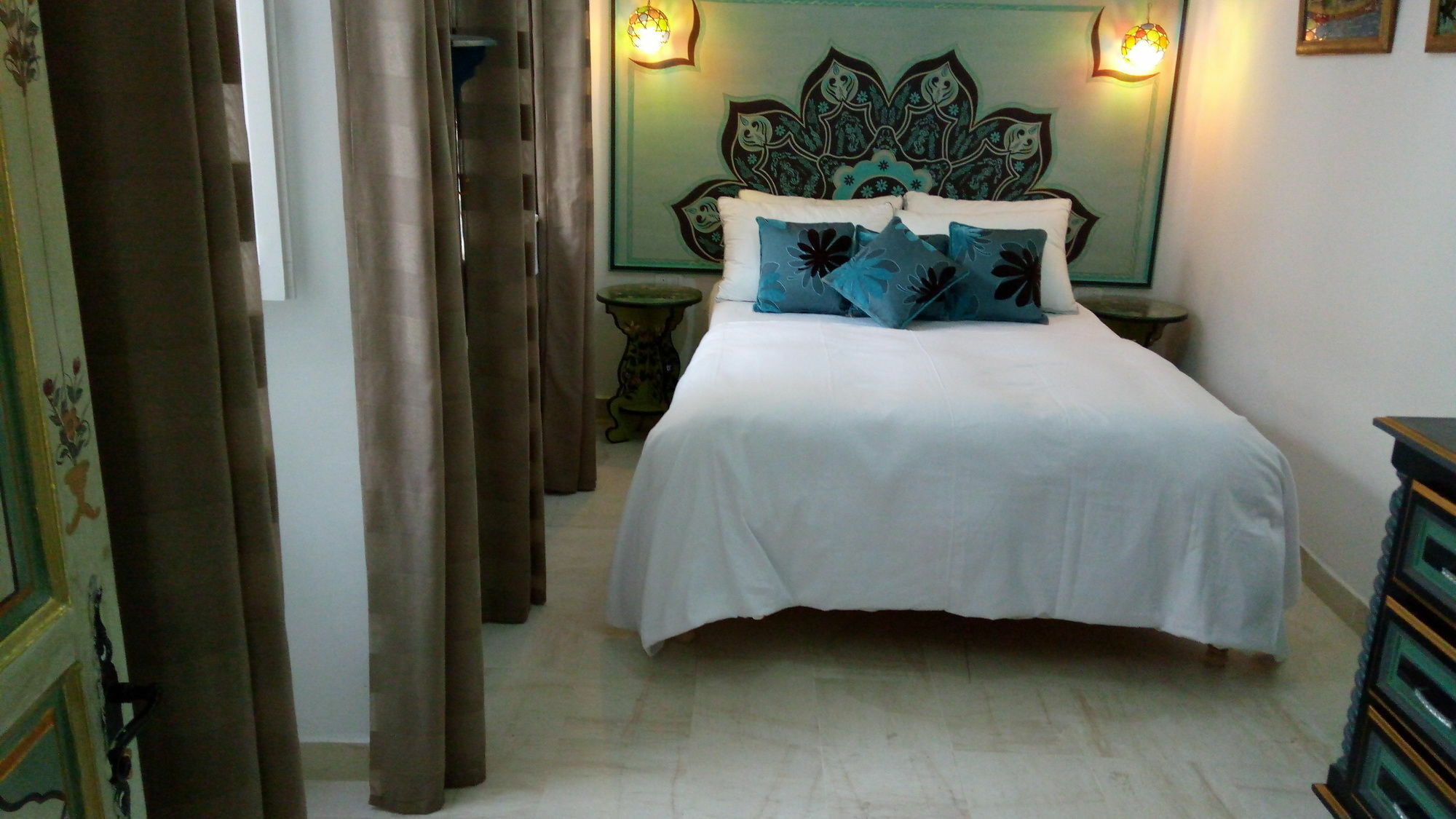 El Patio Courtyard House Hotel Tunis Exterior photo